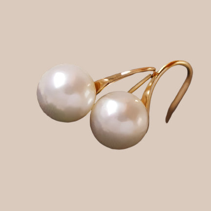 ClassicPearl Earrings