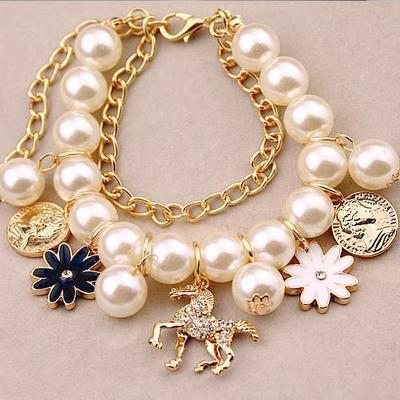 FloralPearl Bracelet