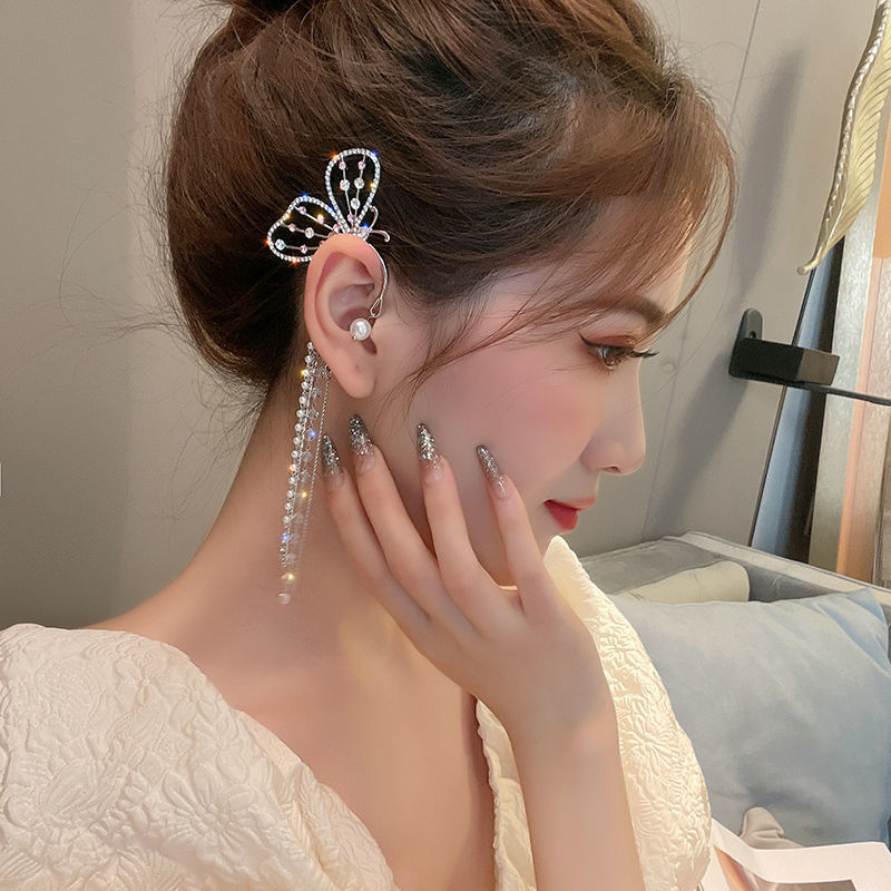 Super Flashing Butterfly Diamond Earrings