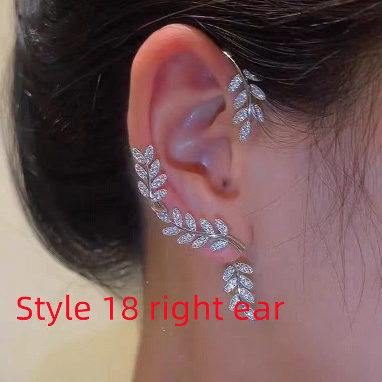 Super Flashing Butterfly Diamond Earrings