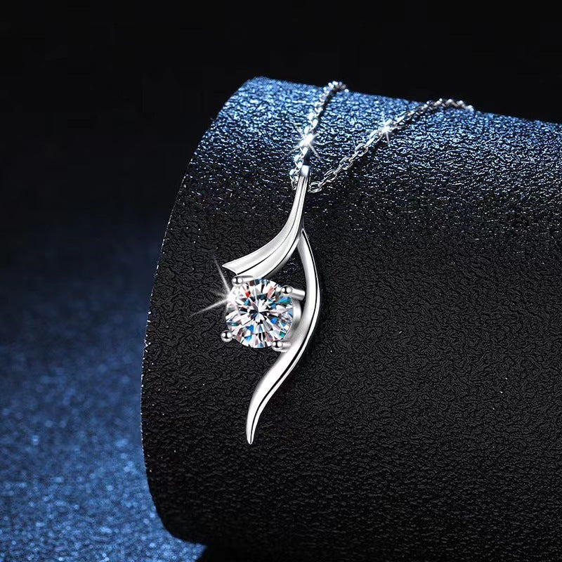 Classic Four-claw 1 Karat Diamond Necklace