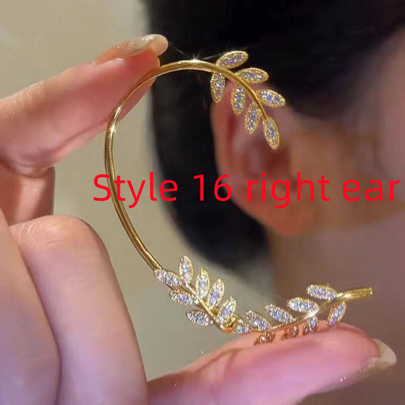 Super Flashing Butterfly Diamond Earrings